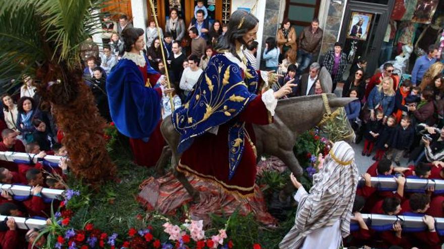 Álora recrea la Entrada en Jerusalén