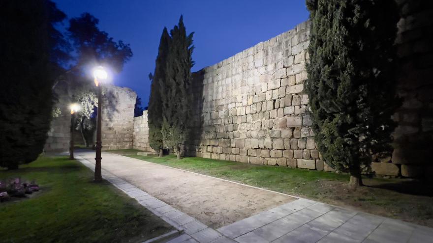 Nueva iluminación artística para resaltar los 12 siglos de historia de la Alcazaba Árabe de Mérida