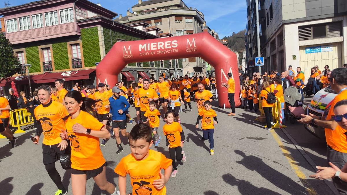 Un millar de personas en la Carrera Galbán de Mieres, ¿estuviste en la prueba?