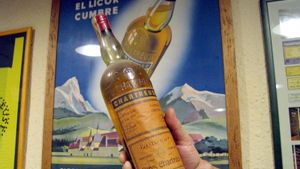 Una botella del licor Chartreuse fabricado en Tarragona, antes de 1990. Ahora son objetos de coleccionismo.