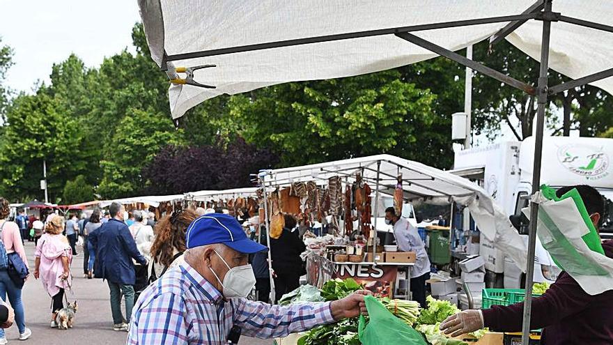 Mercado de Culleredo. |   // VÍCTOR ECHAVE