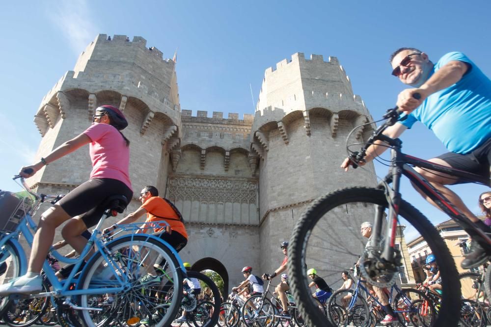 concentración ciclista en València