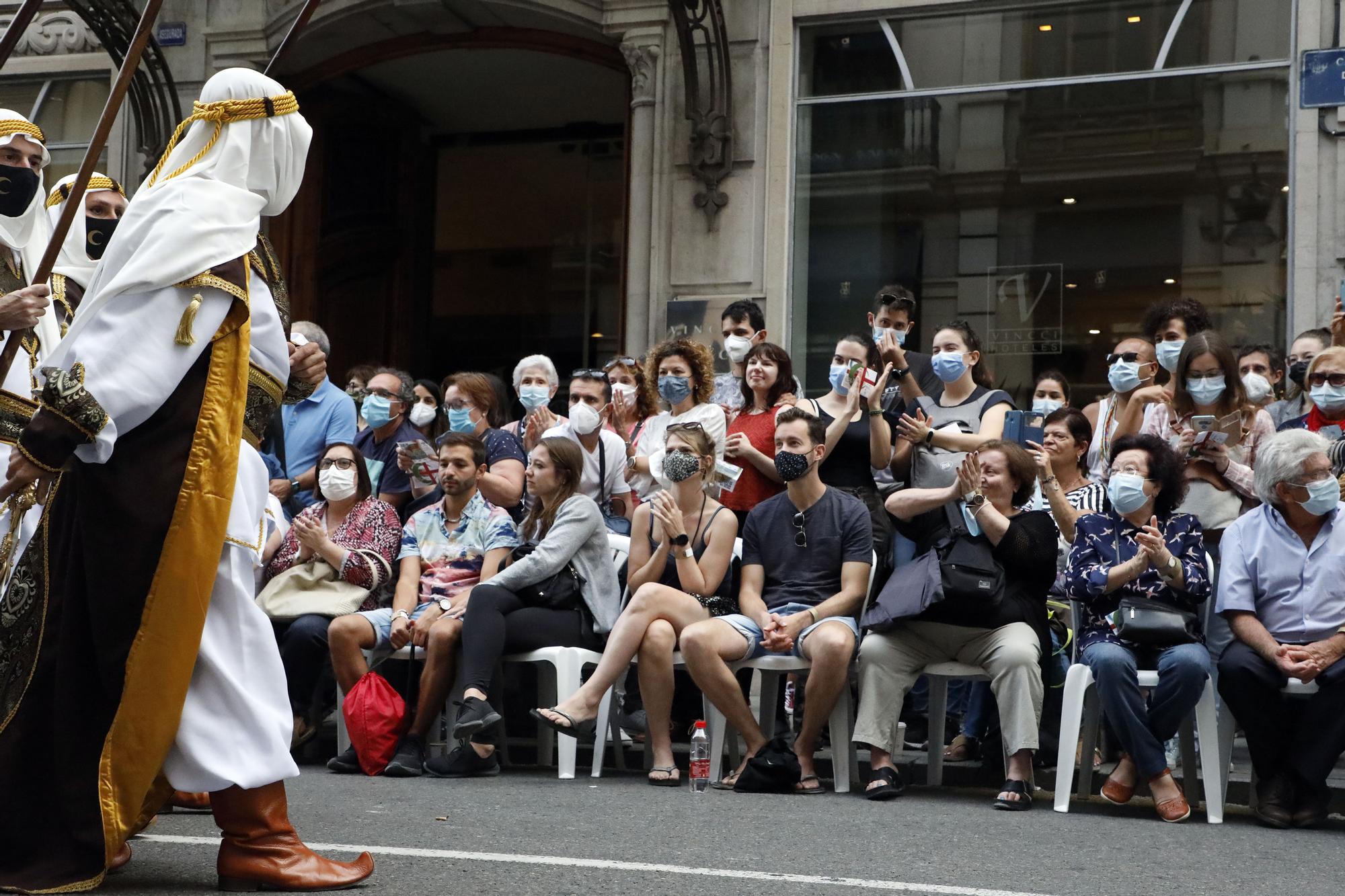 Las fotos del desfile de Moros y Cristianos en València