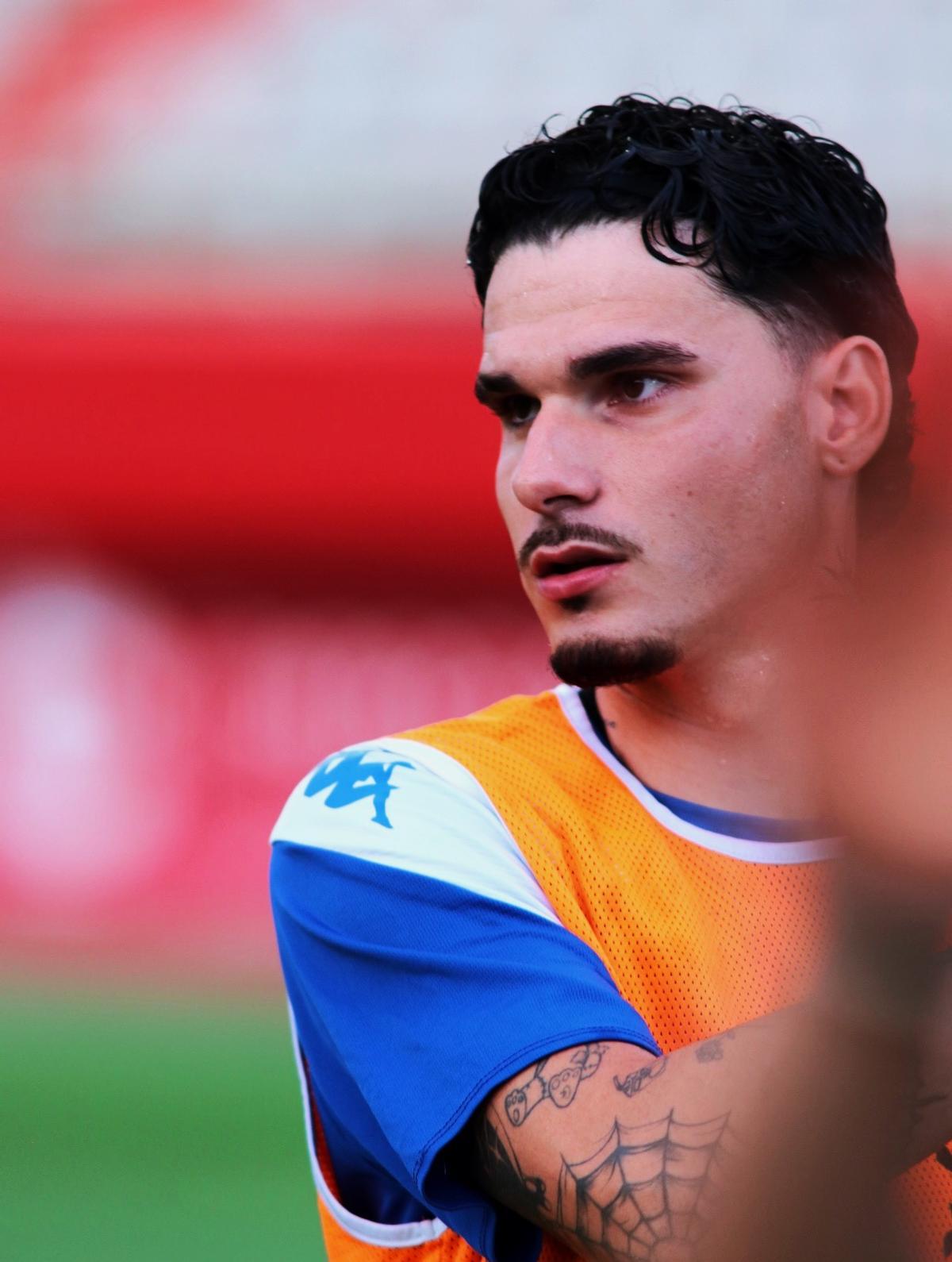Alberto Retuerta, durante una sesión de entrenamiento en Alicante.