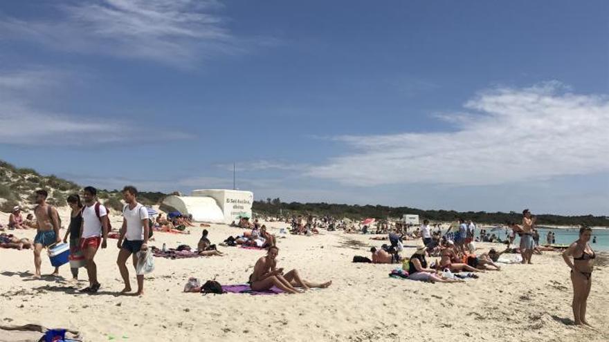 Betrieb der Strandbuden am Es Trenc lässt Gemeindekasse klingeln