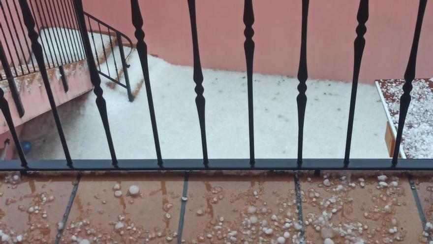 Otra granizada ha caído en Andorra dejando pedrisco de un tamaño considerable.