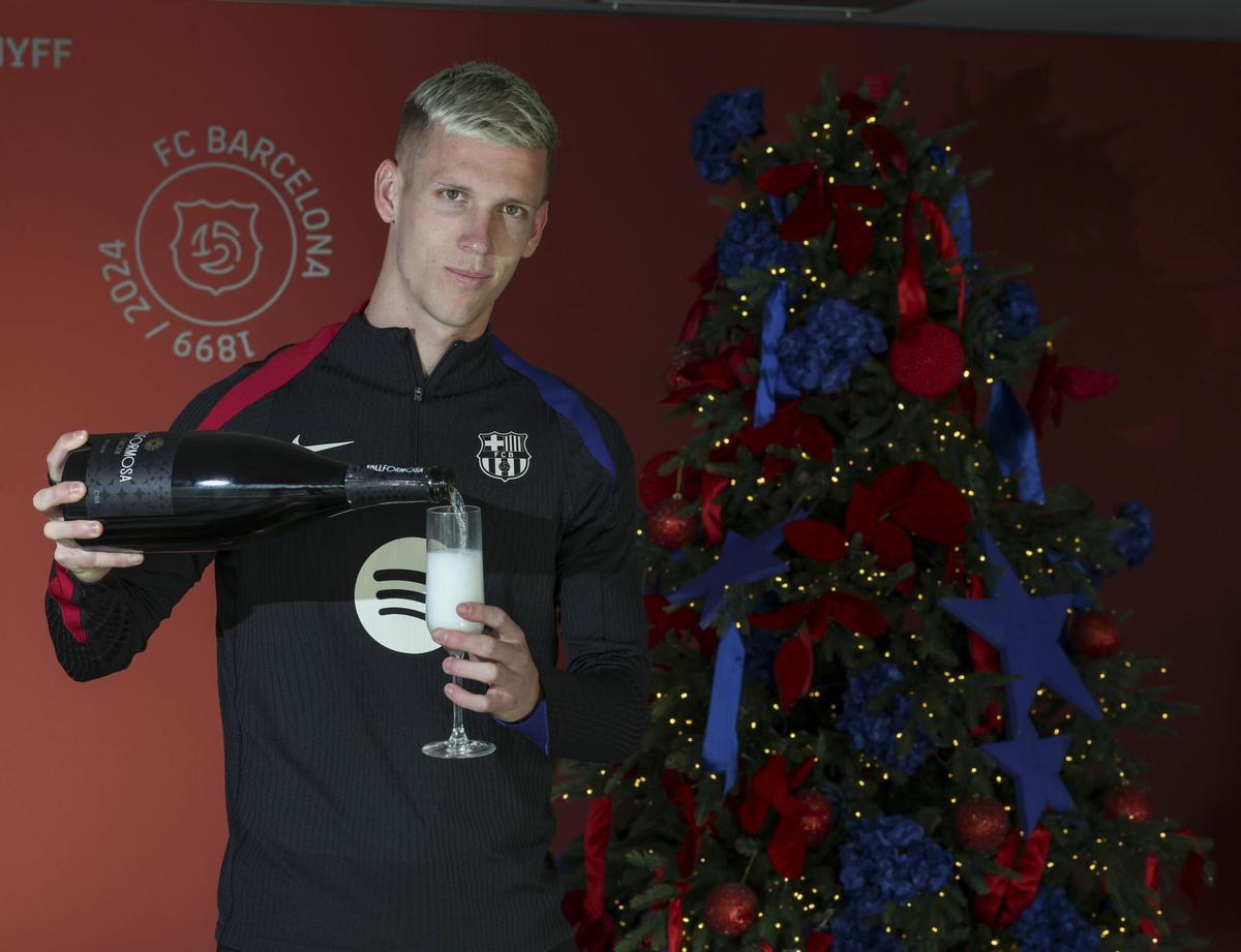 Dani Olmo brinda con SPORT en Navidad