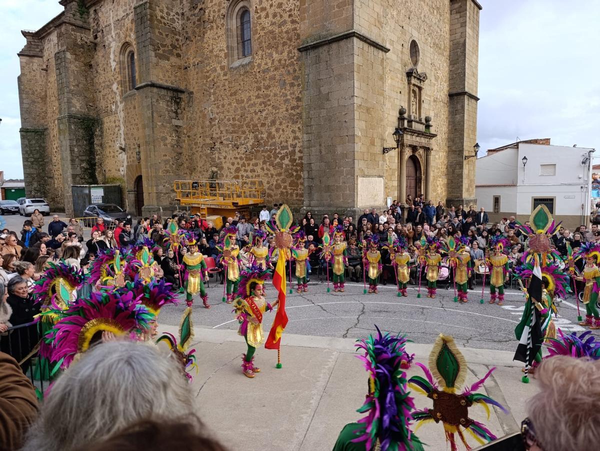Madrigale y Escurial, en la provincia de Cáceres, celebran su Jueves de Comadres