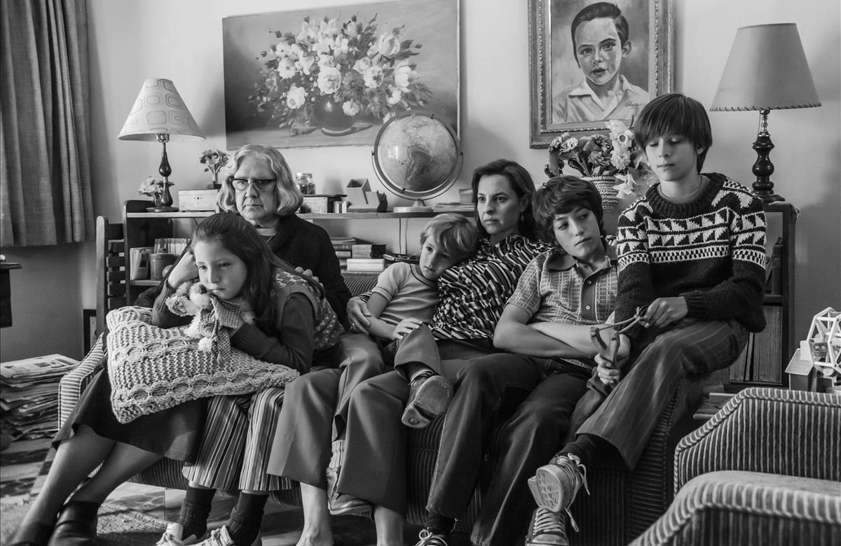 Fotograma cedido por la producción de la película ’Roma’ de Alfonso Cuarón. La película hizo hoy historia al convertirse en la primera obra en español que consigue la nominación como mejor pelicula en los Oscar  y sumo un total de diez candidaturas, las mismas que ’The Favourite’ de Yorgos Lanthimos.