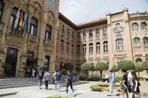 Plazas de nuevo ingreso en curso de grado de la Universidad de Córdoba