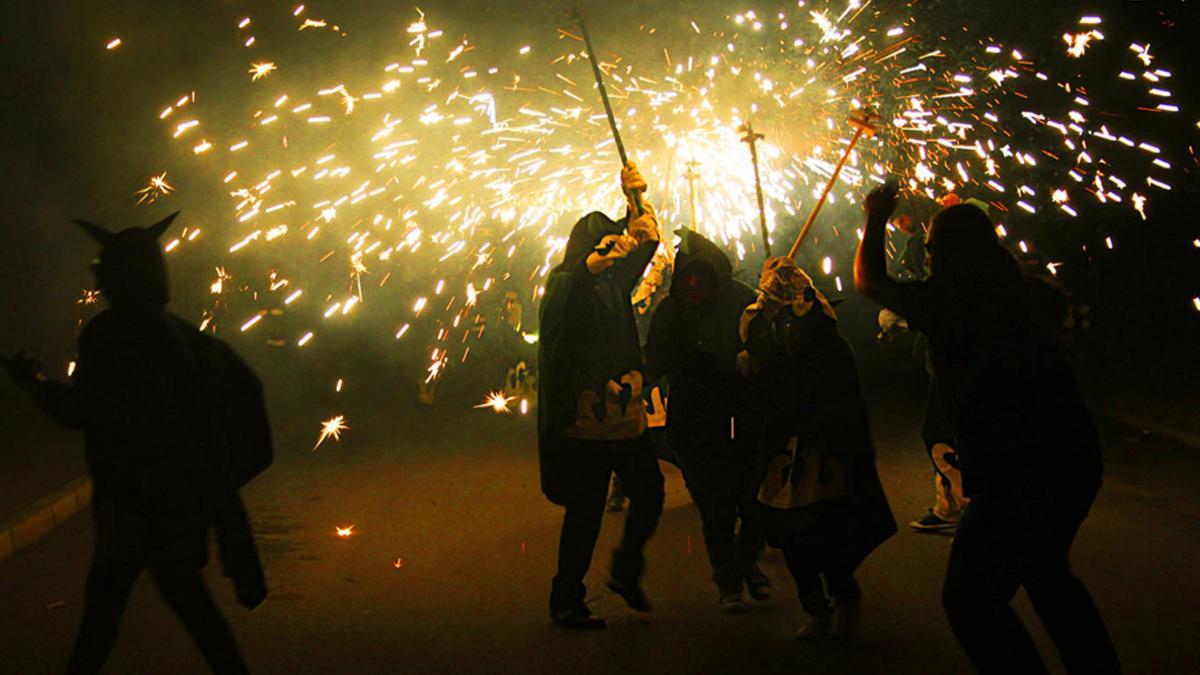 El correfoc será uno de los actos centrales de las fiestas del barrio de Camps Blancs de Sant Boi