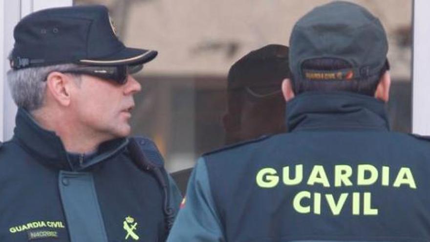 Agents de la Guàrdia Civil en una imatge d&#039;arxiu