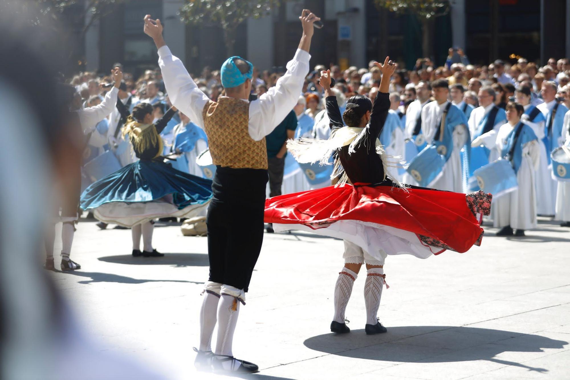 En imágenes | Procesión del Domingo de Resurrección en Zaragoza