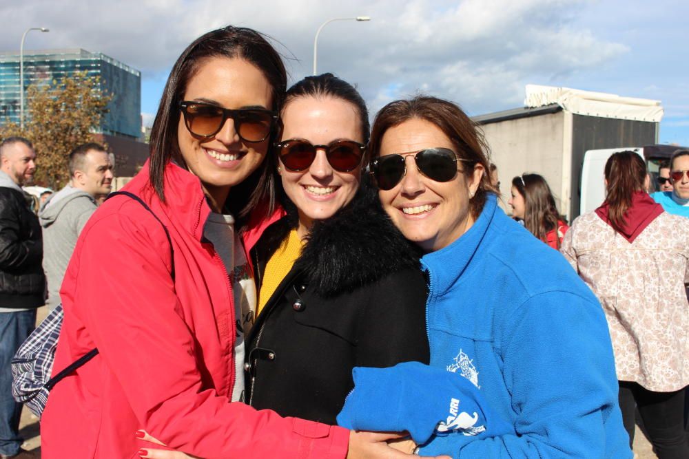 Caras conocidas, como ellas: Alicia Moreno (fallera mayor de València 2016); Silvia Vicent (corte de honor 2018, homenajeada el día anterior por su comisión) y Alicia Piquer (corte 1996 y madre de corte infantil 2017)