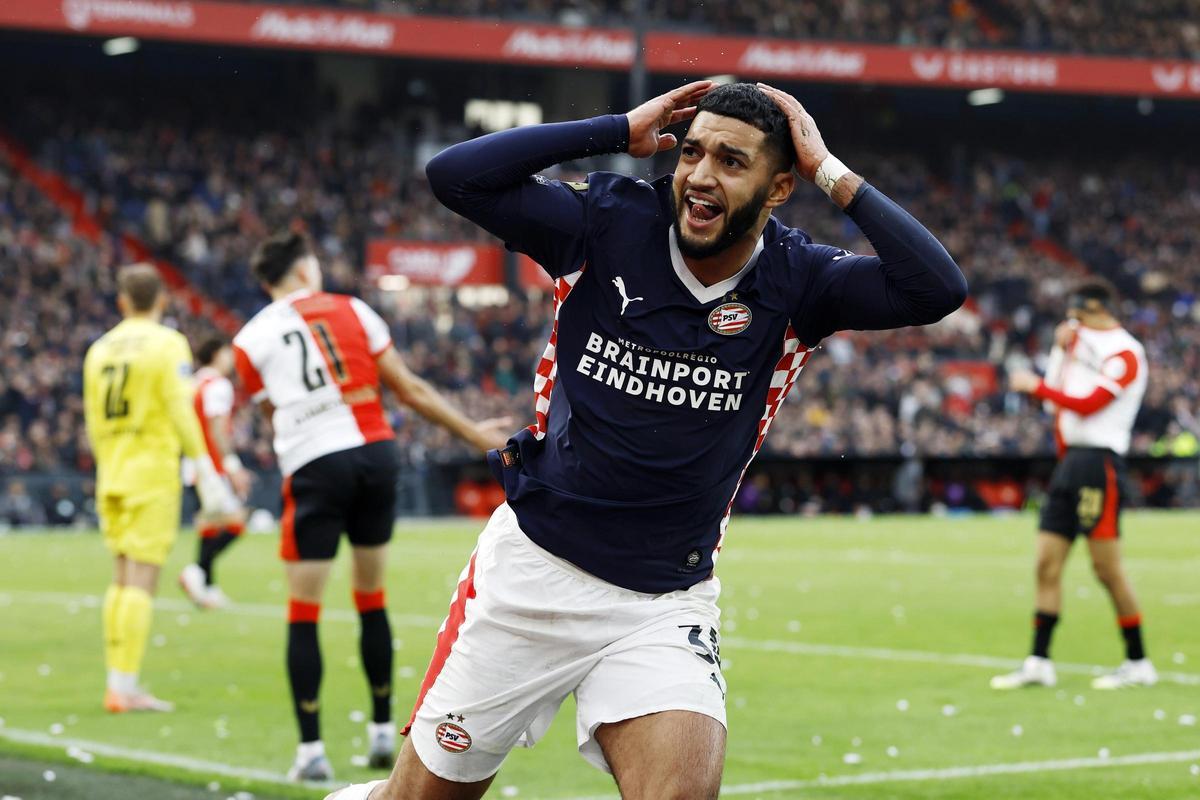 Ismael Saibari, durante el partido contra el Feyenoord
