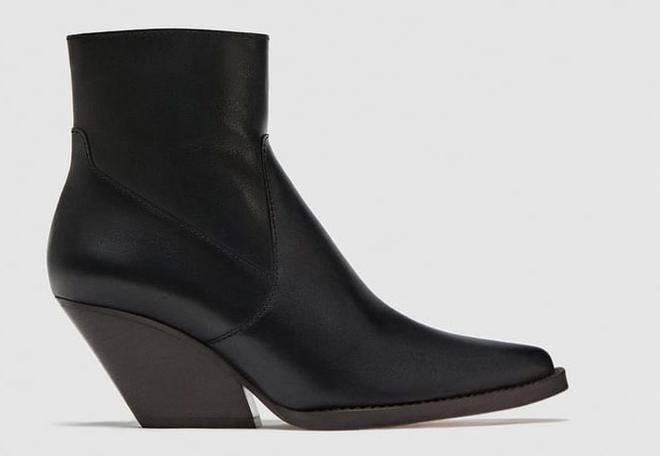 Botas de piel de cowboy de Zara.