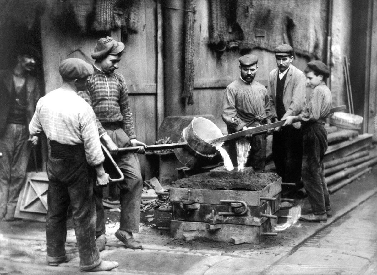 BARCELONETA La Maquinista Terrestre y MarÃtima. PUBLICADA EPC 10/10/2015 P 36 - 37