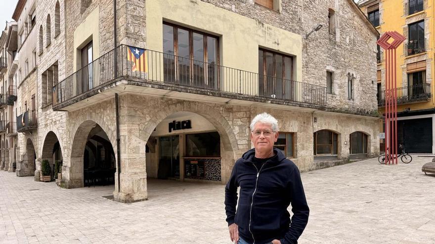 Tanca el Bar Plaça de Banyoles: de "cafè dels rics" a centre neuràlgic del municipi