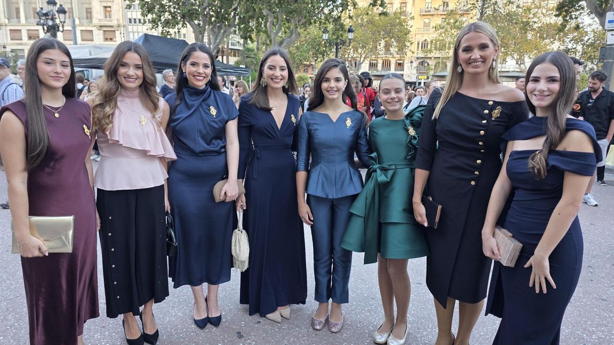 Carla, Consuelo, Carmen, María Estela, Paula, Marina, Laura y Nerea