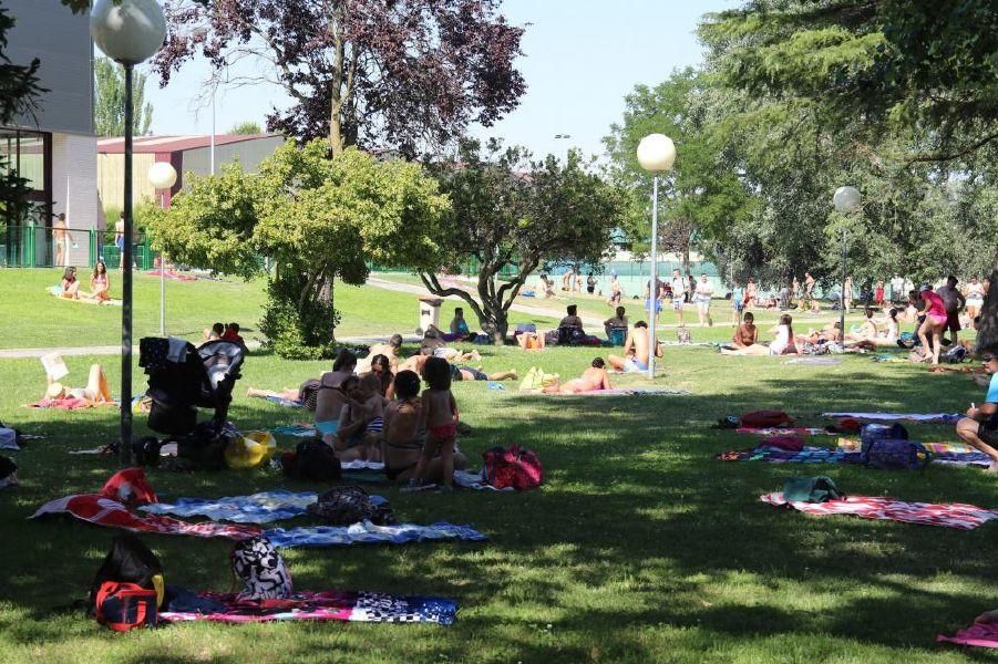 Así era y así es la piscina Sindical de Zamora