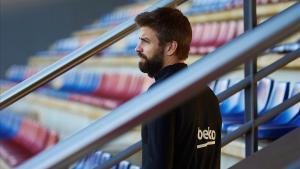 rjimenez40656850 sant joan d esp   barcelona   23 10 17   el defensa del fc b171031165844
