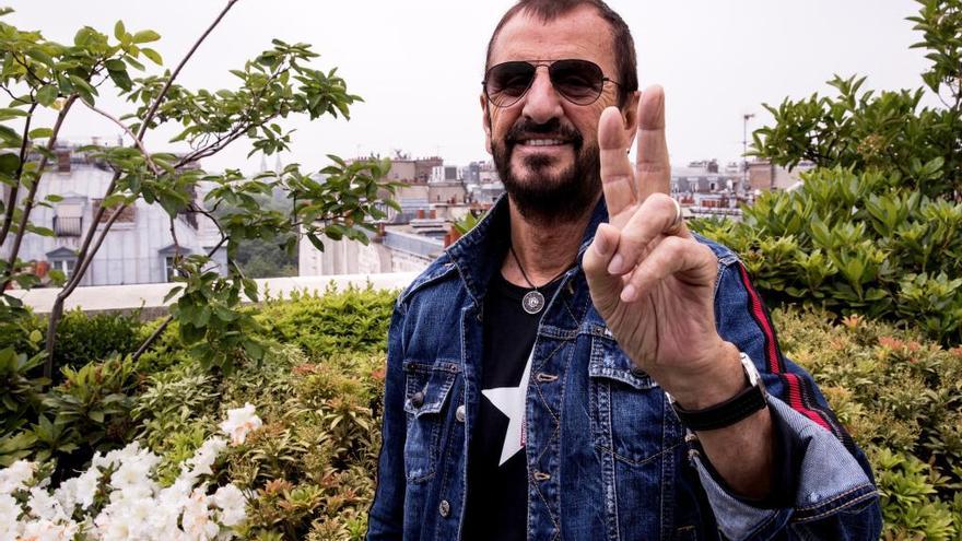 El músico británico Ringo Starr, antes del inicio de su gira europea en París.