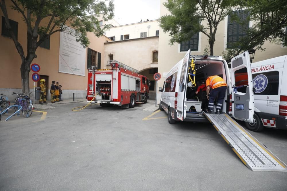 Alarma por un incendio en el Hospital General de Palma