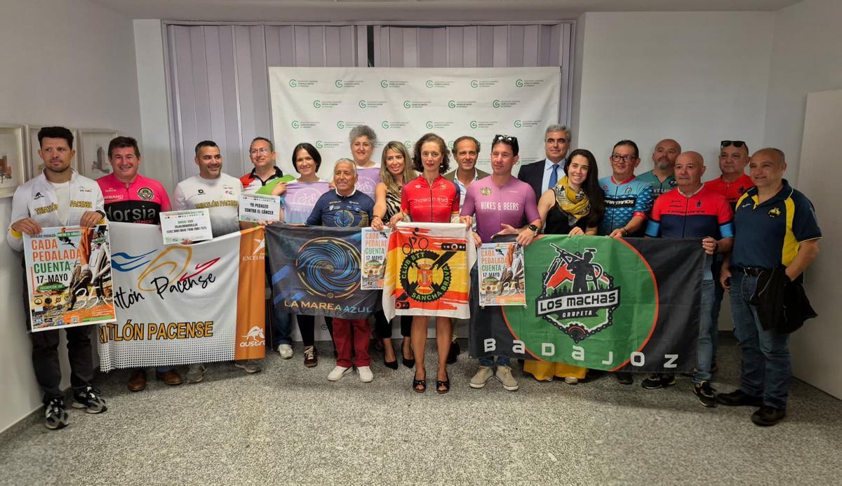 Presentación I Ruta Solidaria Pedalea Contra el Cáncer.