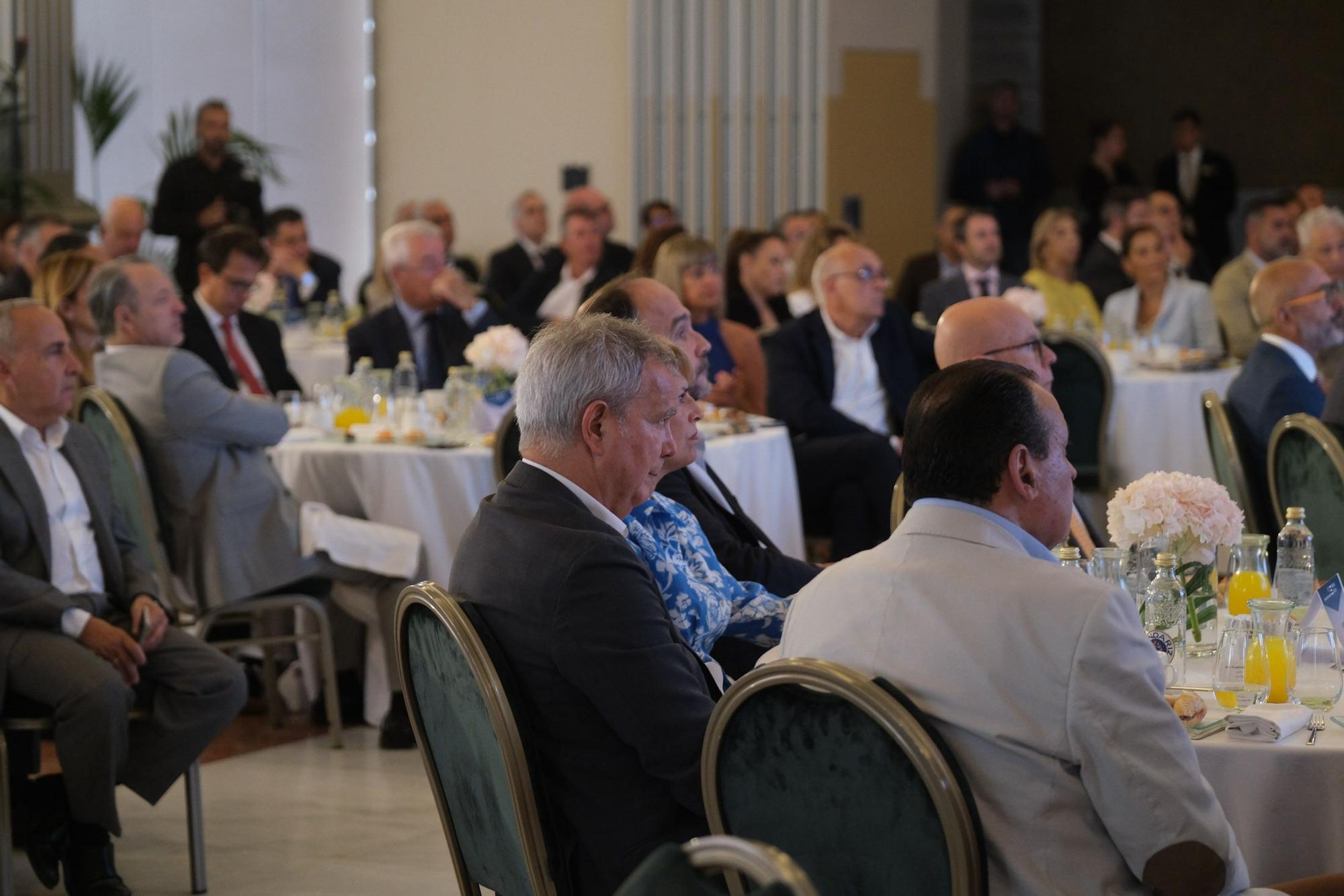 Foro Prensa Ibérica con Ángel Víctor Torres