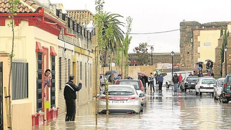 El Pleno pide por unanimidad una escollera para el Genil por Río Seco