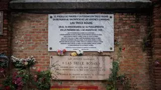 Sánchez y el PSOE homenajean a las Trece Rosas en el 87 aniversario de su fusilamiento
