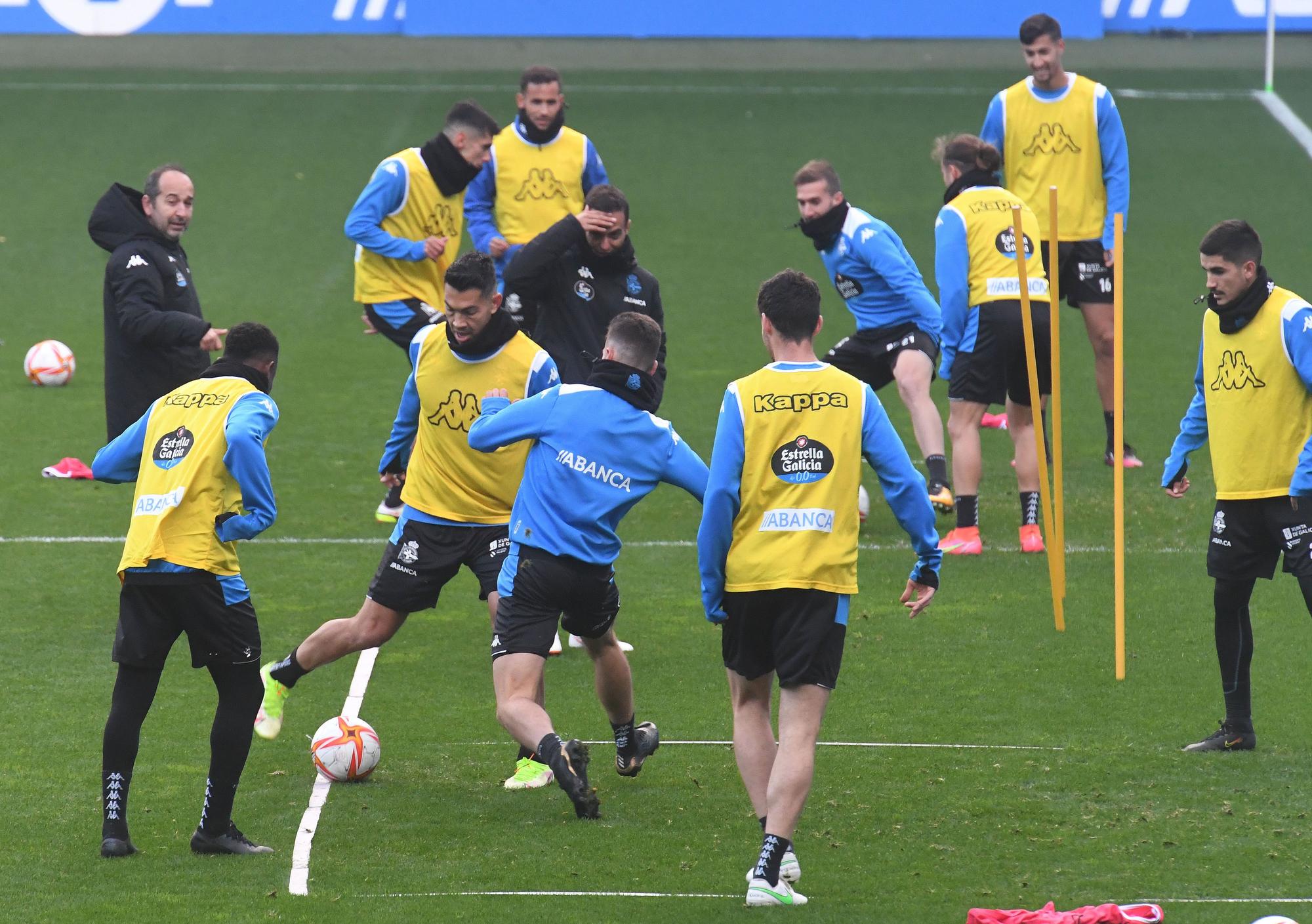 Último entrenamiento del Deportivo antes de medirse al Bilbao Athletic