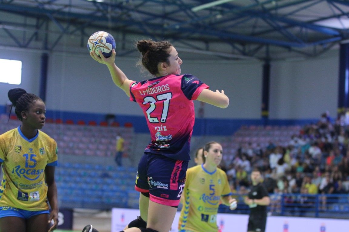 Primer partido de la final de la EHF European Cup entre el Rocasa y el Balonmano Costa del Sol