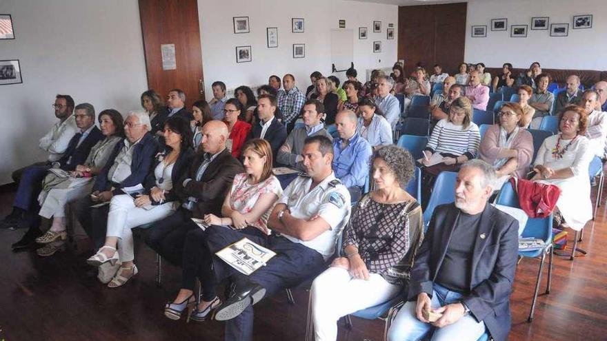 Público asistente a la segunda jornada técnica del Centenario de la cofradía. // Iñaki Abella