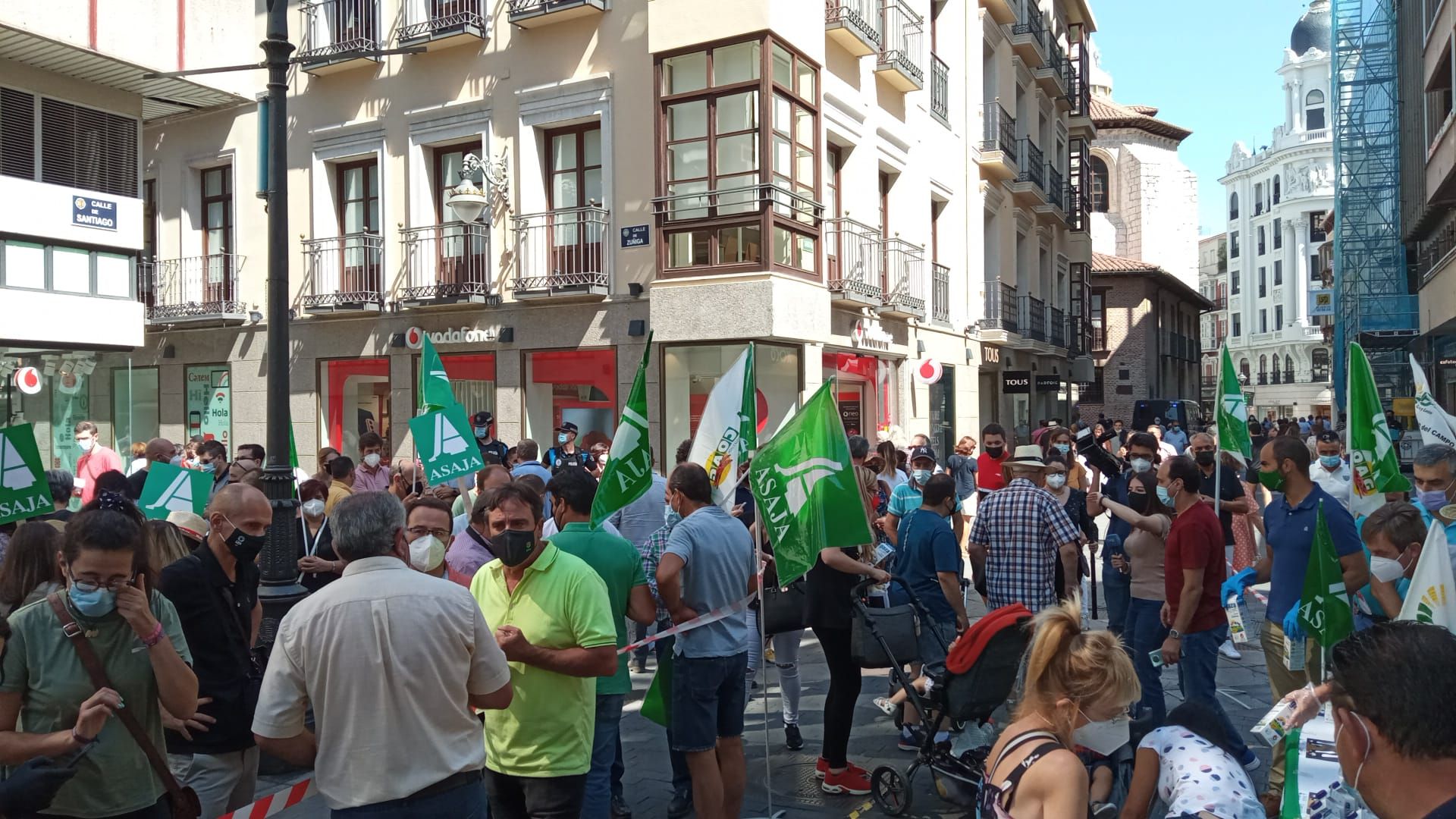 Una multitud en la reivindicación en Valladolid