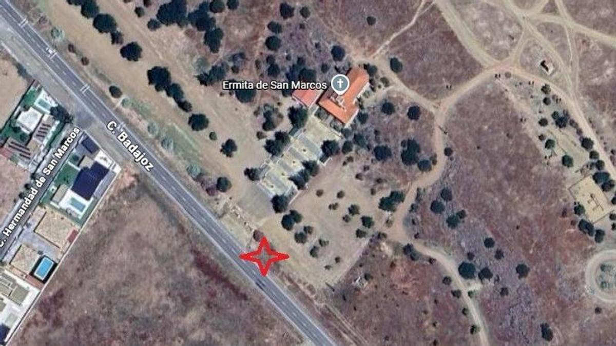 Lugar del suceso del accidente en Almendralejo.