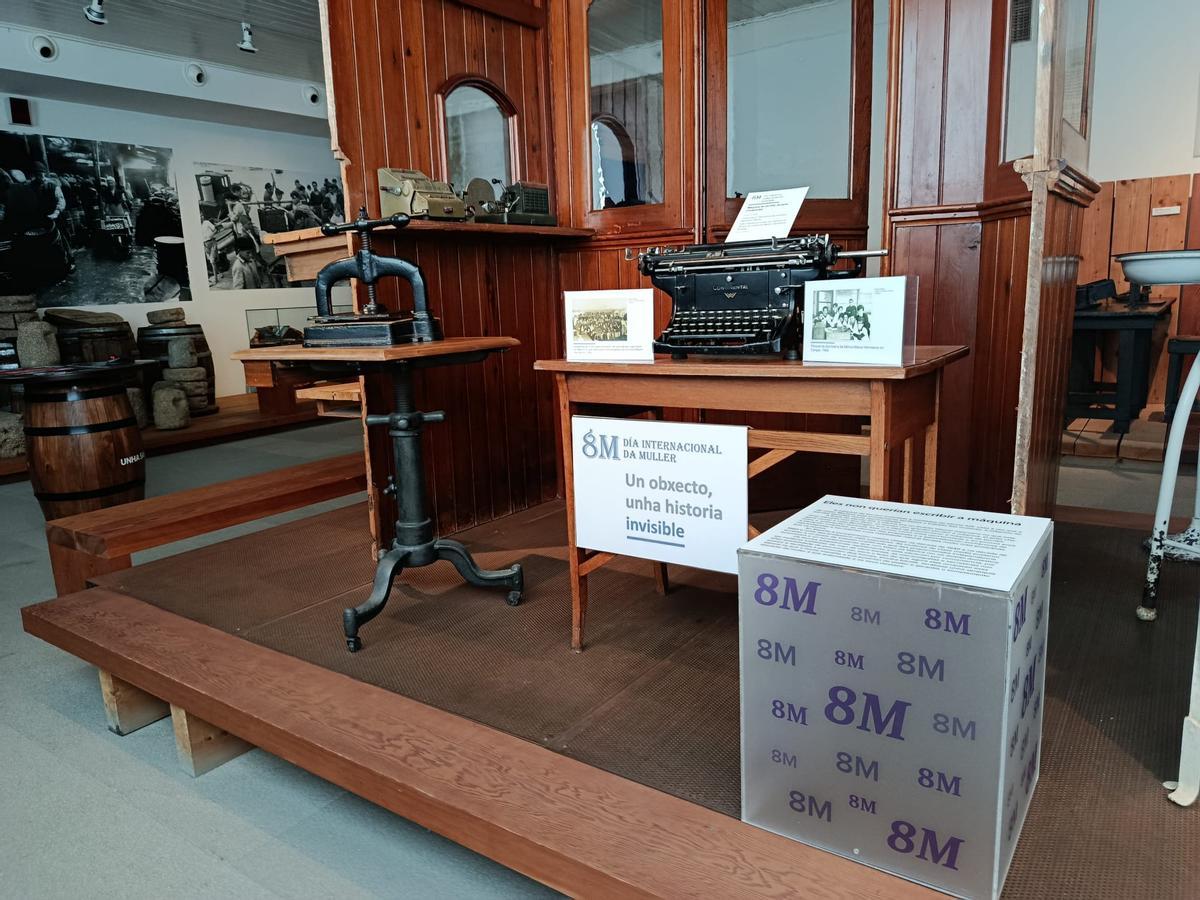 La máquina de escribir de la serie Continental de la fábrica Wanderer-Werke, probablemente del año 1929, que procede de las antiguas oficinas de Massó en Bueu.