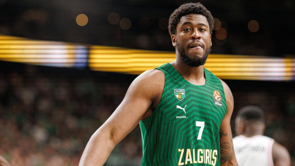 Brutal actuación de Moses Wright ante el Hapoel