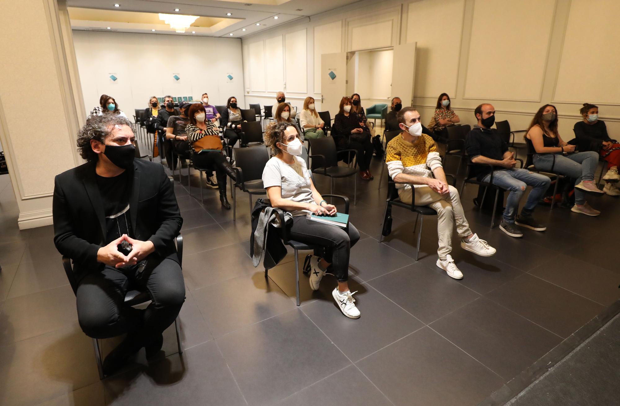 Presentación del libro "Mirando con Calma".