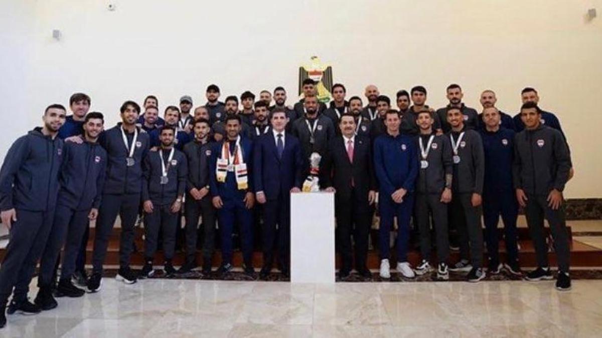 Recepción oficial a la selección de Irak que se proclamó campeona del la Copa del Golfo.