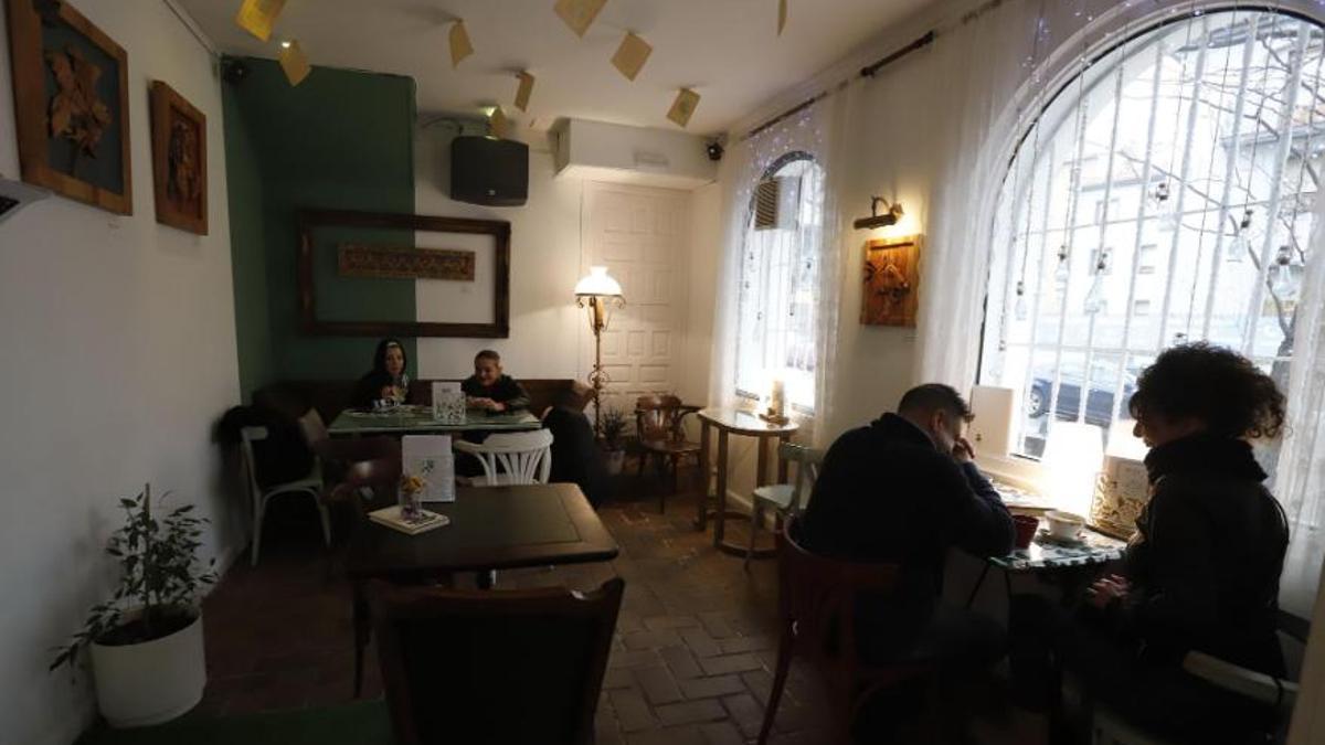 Interior del bar Le Petit Coin