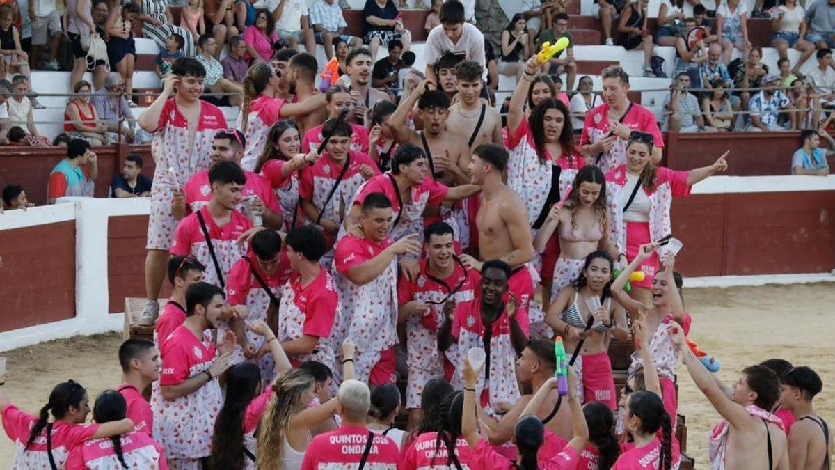 Los jóvenes de la "quintà" Fanecaes se lo pasaron en grande
