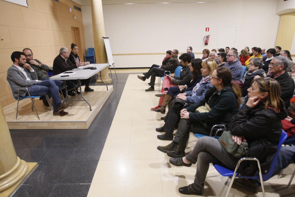 Reunió entre Hinojosa i els veïns de Sarrià de Ter