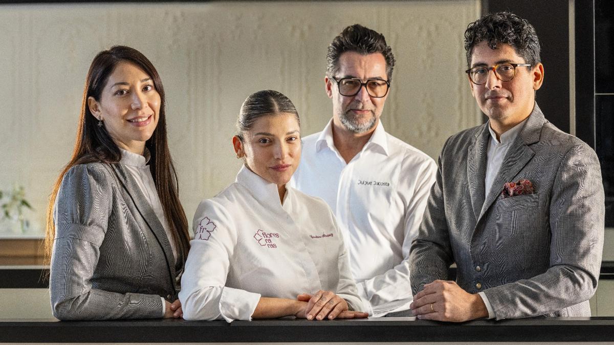Delia Claure, Carolina Álvarez, Quique Dacosta y Hernán Menno en Flores Raras.