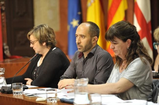 Les fotos del ple de les compreses de Manresa