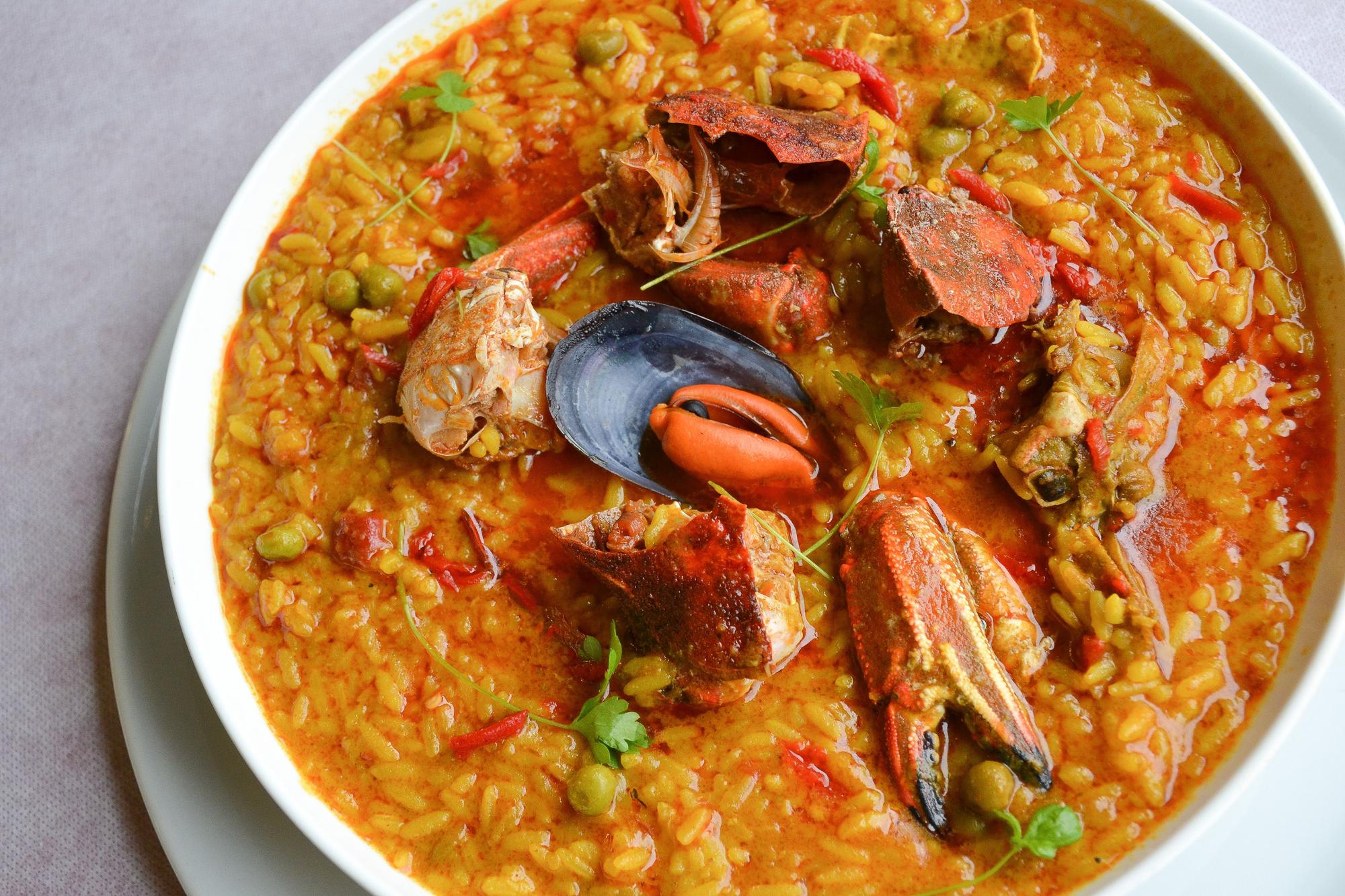 Arroz caldoso con marisco.