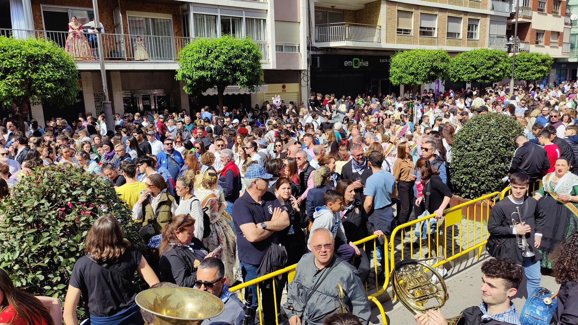 Las mejores imágenes de la 'mascletà' del 17 de marzo en las Fallas de Alzira