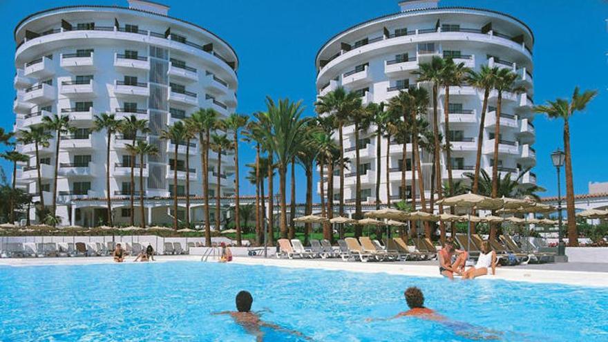 El Club Hotel Riu Papayas, asentado en Playa del Inglés se convertirá en un &quot;todo incluido&quot;