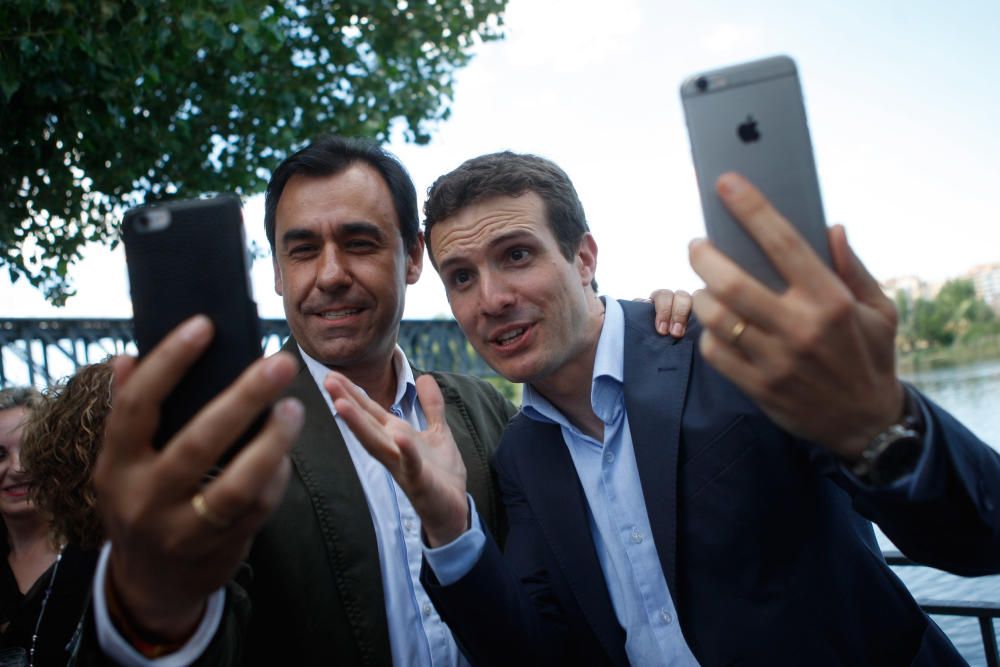 Visita de Pablo Casado y Martínez-Maíllo