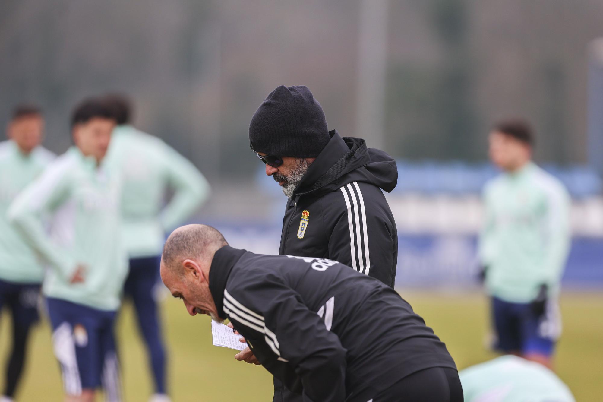 EN IMÁGENES: la vuelta al trabajo del Oviedo tras la derrota ante el Mirandés